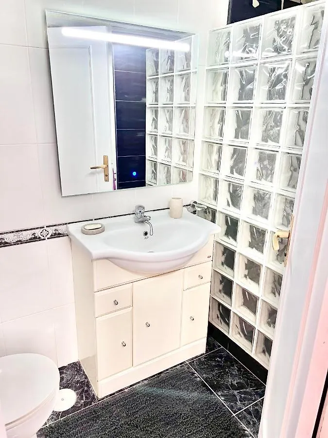 Los Cristianos 1 Bed Apartment Arona