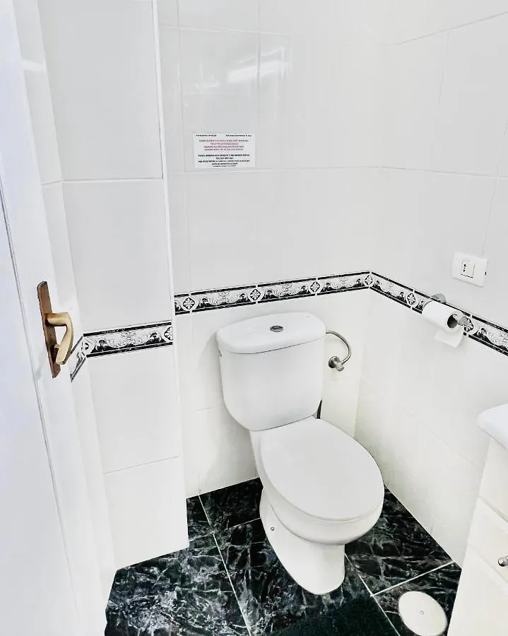 Los Cristianos 1 Bed Apartment Arona  0*, Arona (Tenerife)