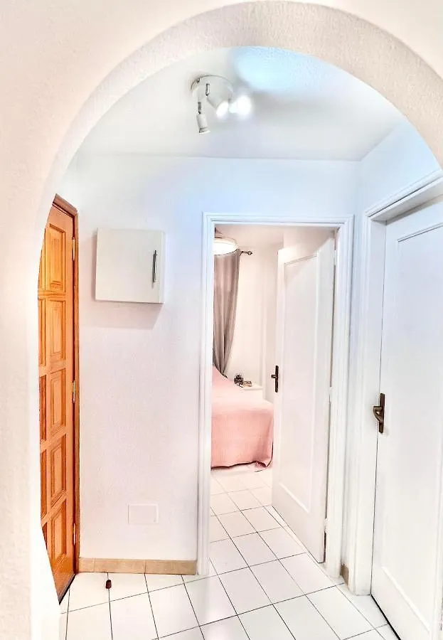 Los Cristianos 1 Bed Apartment Arona   Arona (Tenerife)